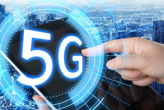 “5G+工业互联网”赋能千行百业按下“加速键” 中国5G连接数全球占比超四成